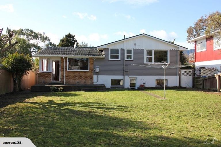 Photo of property in 10 Arnot Avenue, Clouston Park, Upper Hutt, 5018