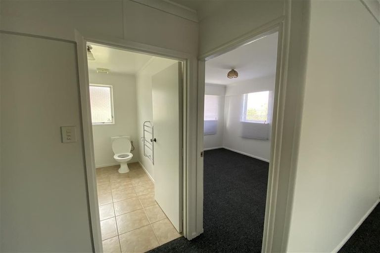 Photo of property in 3 The Crest, Sunnyhills, Auckland, 2010