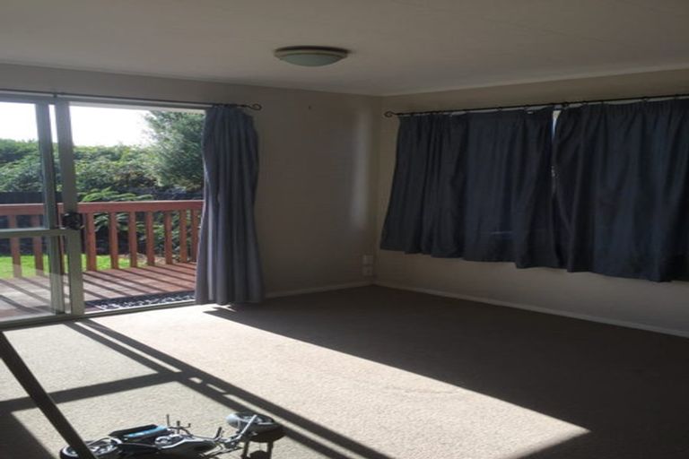 Photo of property in 191 Hobsonville Road, Hobsonville, Auckland, 0618