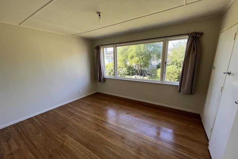 Photo of property in 52 Reading Street, Greytown, 5712