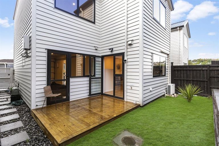 Photo of property in 12b Cranston Street, Torbay, Auckland, 0632