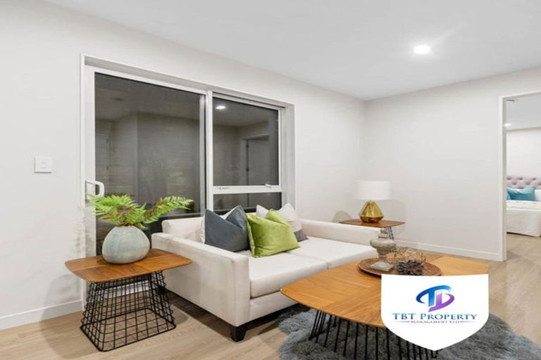 Photo of property in 17 Bushfield Drive, Flat Bush, Auckland, 2019