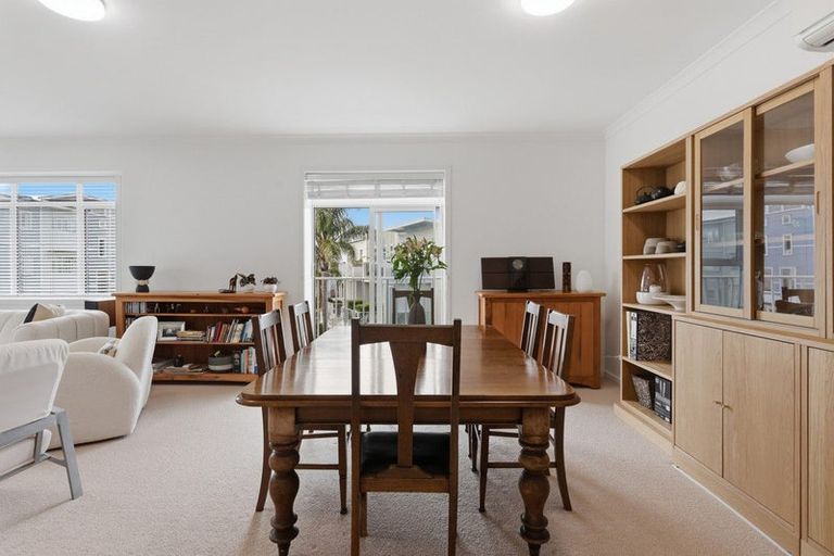 Photo of property in 73 Parkside Drive, Orewa, 0931