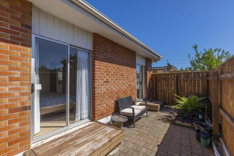 Photo of property in 12 Kowhai Grove, Raumati Beach, Paraparaumu, 5032