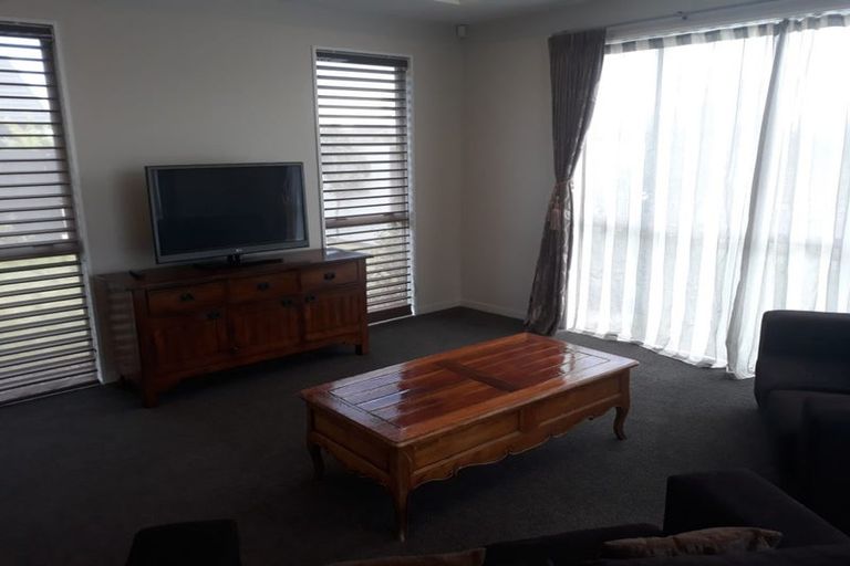 Photo of property in 8 The Runway, Wigram, Christchurch, 8042