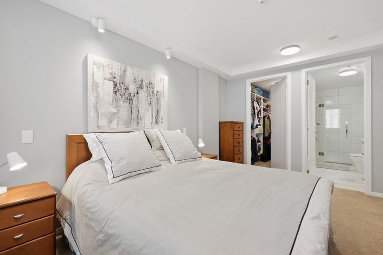 Photo of property in 107 Panorama Heights, Orewa, 0931