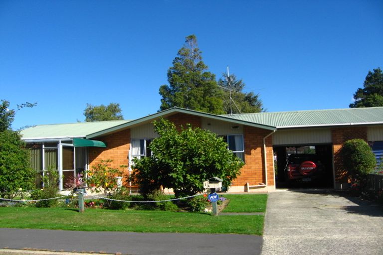 Photo of property in 1b Cherry Drive, Mosgiel, 9024
