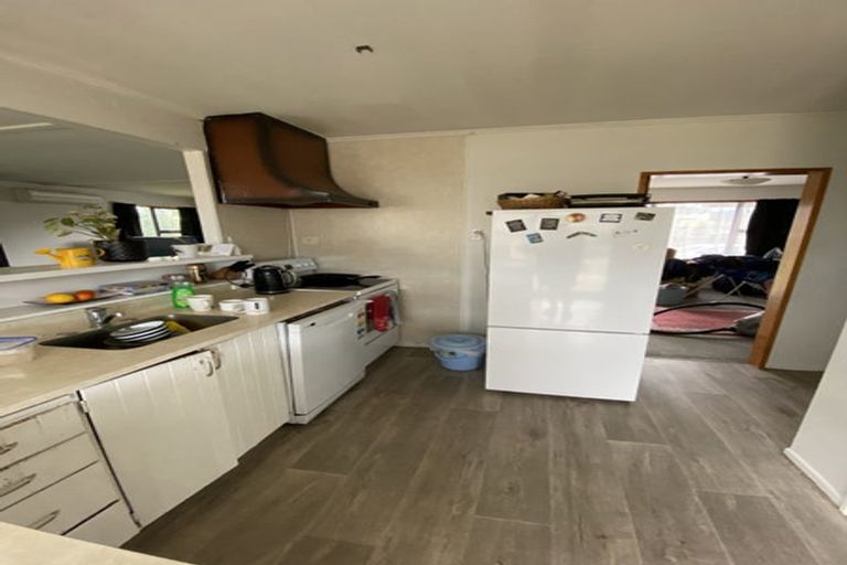 Photo of property in 3 Fairfield Road, Levin, 5510