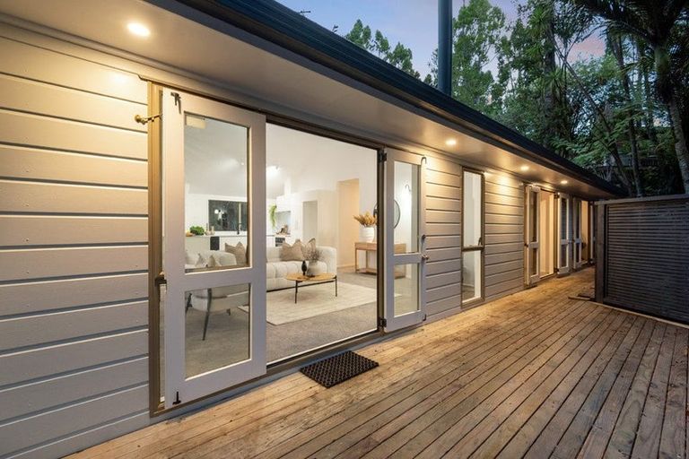 Photo of property in 2/48 Park Hill Road, Birkenhead, Auckland, 0626