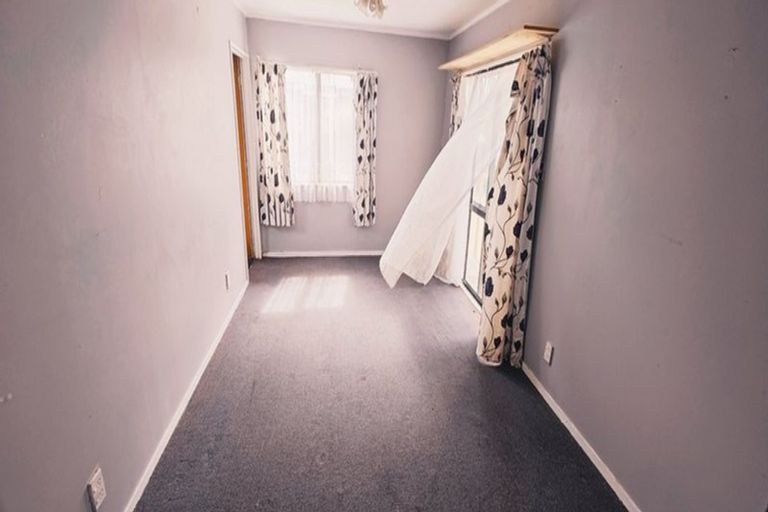 Photo of property in 48 Pukeroa Place, Papakura, 2110