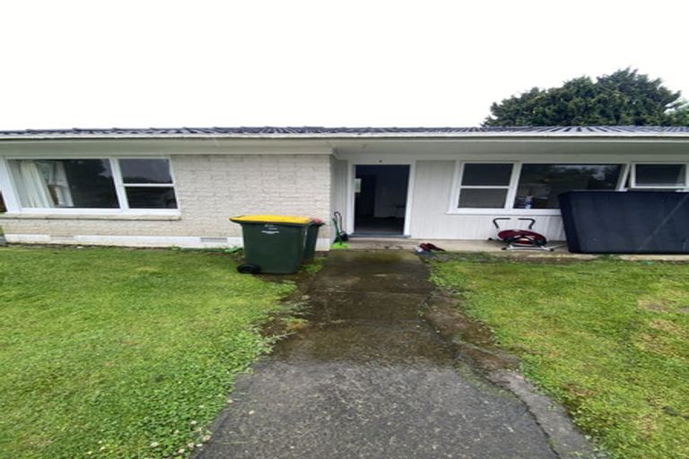 Photo of property in 2/3 Kita Road, Manurewa, Auckland, 2102