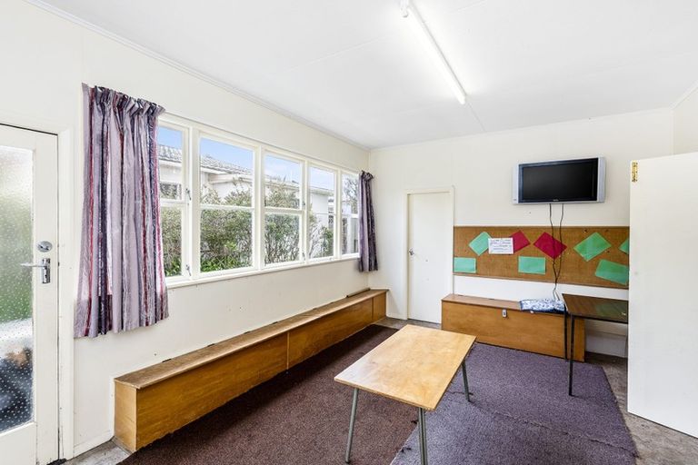 Photo of property in 35 Ocean Road, Paekakariki, 5034