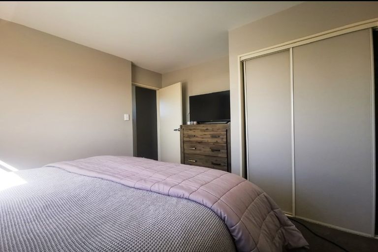 Photo of property in 143 Purchas Street, Edgeware, Christchurch, 8013