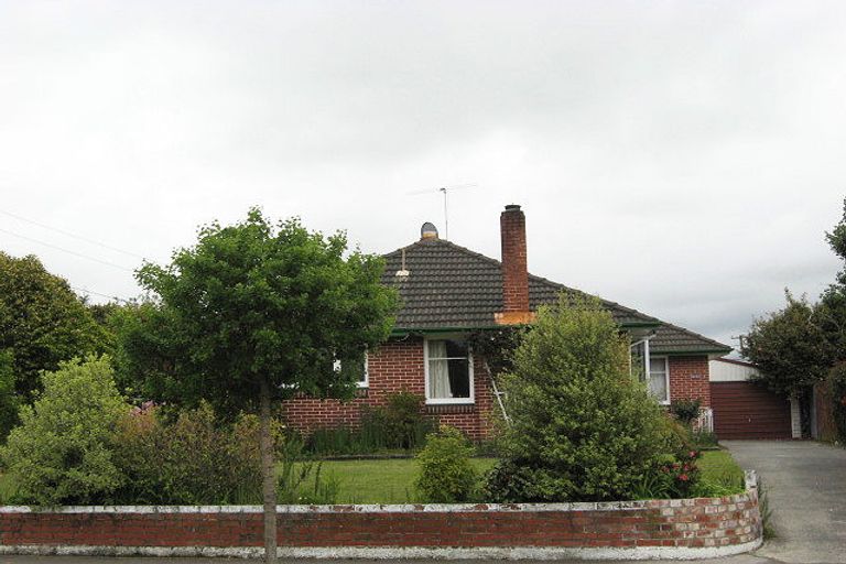 Photo of property in 14 Springbank Street, Bryndwr, Christchurch, 8053