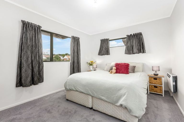Photo of property in 16 Morere Street, Titahi Bay, Porirua, 5022