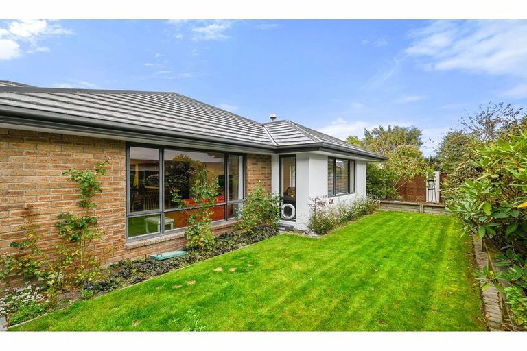 Photo of property in 11 Armour Place, Halswell, Christchurch, 8025