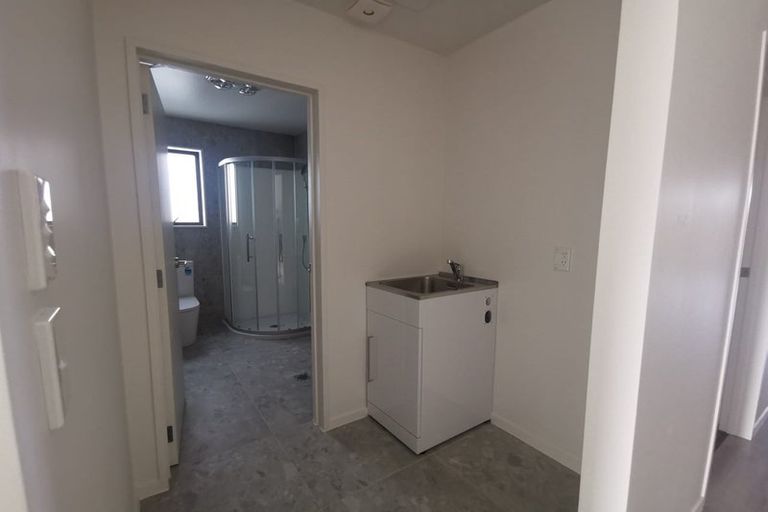 Photo of property in 9a Tributary Parade, Karaka, Papakura, 2113