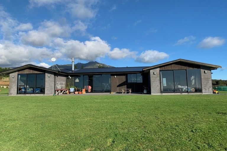 Photo of property in 1906c Carrington Road, Koru, New Plymouth, 4374