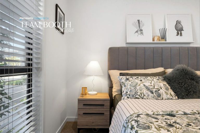 Photo of property in 8/1 Genevieve Lane, Hobsonville, Auckland, 0616