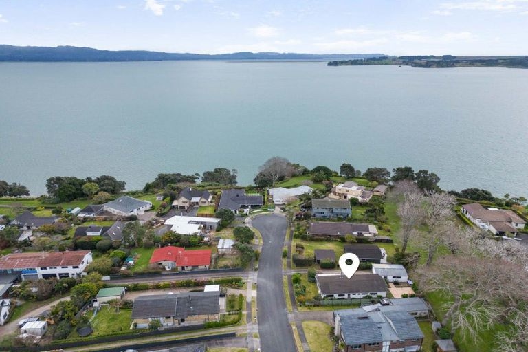 Photo of property in 6 Walnut Grove, Omokoroa, 3114