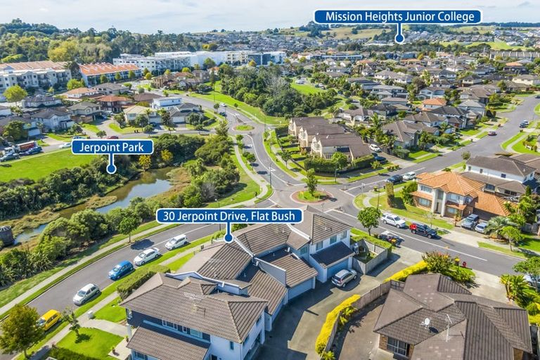 Photo of property in 30 Jerpoint Drive, Flat Bush, Auckland, 2019