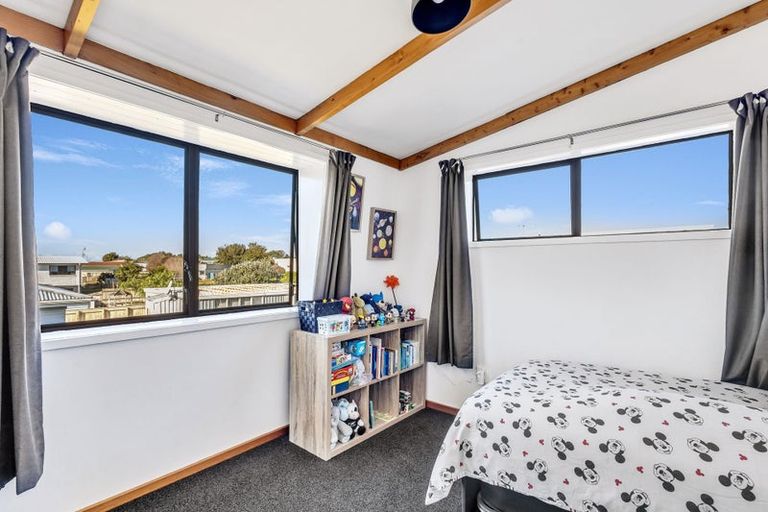 Photo of property in 44 Park Lane, Waitara, 4320