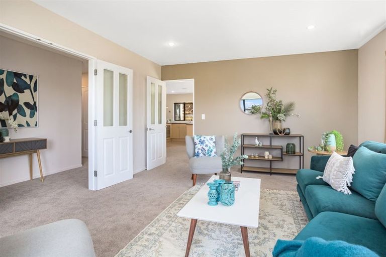 Photo of property in 15 Milford Street, Aotea, Porirua, 5024