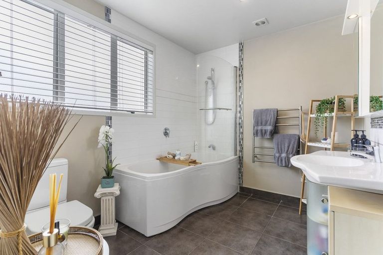 Photo of property in 48a Fairview Place, Te Puke, 3119