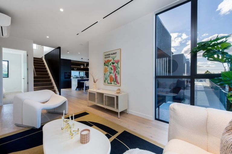 Photo of property in 12a Kowhai Road, Campbells Bay, Auckland, 0630