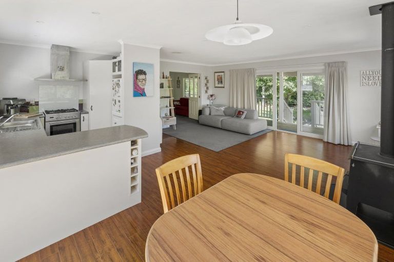 Photo of property in 25 Totara View Road, Wakefield, 7095