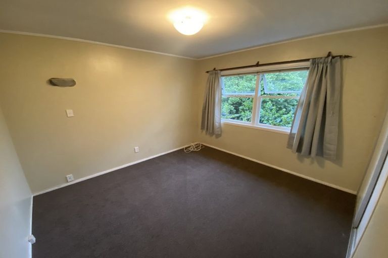 Photo of property in 137 Hutchinsons Road, Bucklands Beach, Auckland, 2014