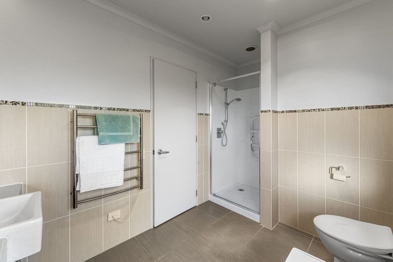 Photo of property in 8 Scotsmoor Drive, Wattle Downs, Auckland, 2103