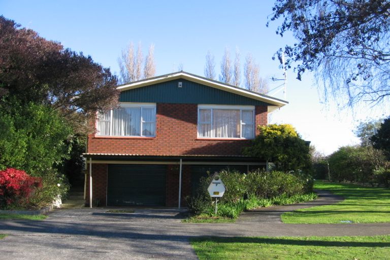 Photo of property in 7 Terry Crescent, Milson, Palmerston North, 4414