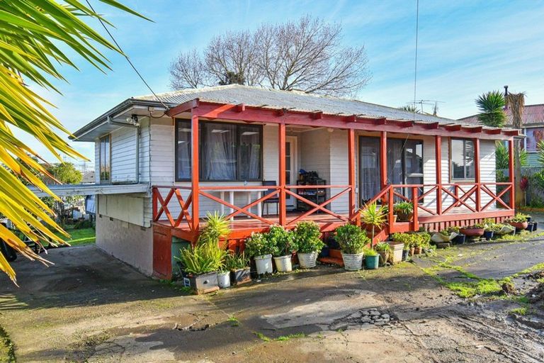 Photo of property in 21 Julian Place, Otara, Auckland, 2023