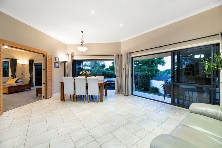 Photo of property in 2 Eyres Place, Ohauiti, Tauranga, 3112