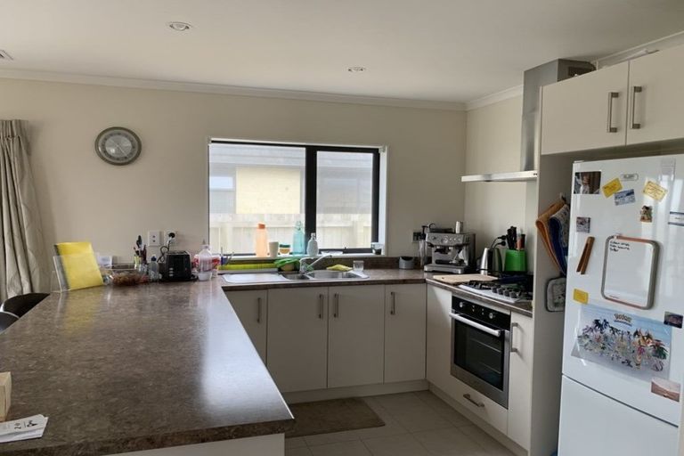 Photo of property in 12 Montego Place, Grenada Village, Wellington, 6037