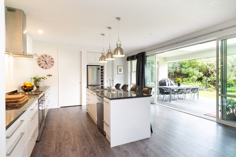 Photo of property in 27c Mill Road, Clive, 4102