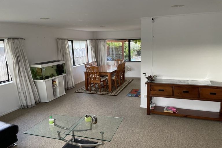 Photo of property in 142 Millhouse Drive, Northpark, Auckland, 2013