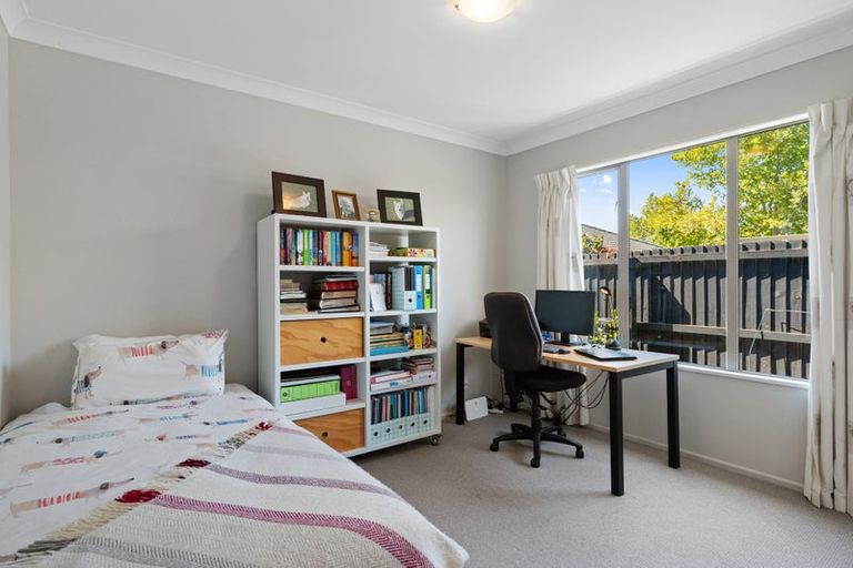 Photo of property in 20a Coolspring Way, Redwood, Christchurch, 8051