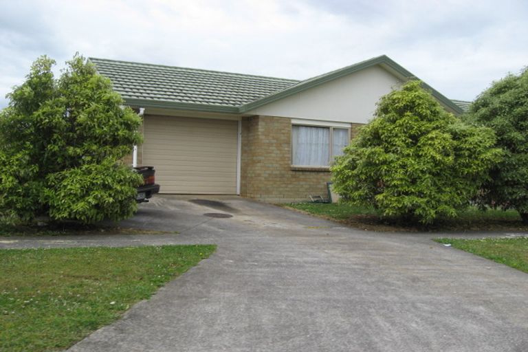 Photo of property in 30 Manston Road, Mangere, Auckland, 2022