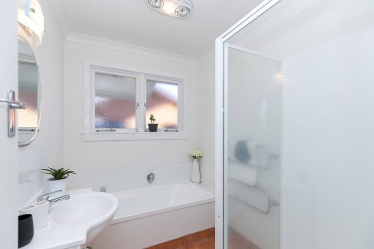 Photo of property in 29 Lake Crescent, Hamilton Lake, Hamilton, 3204