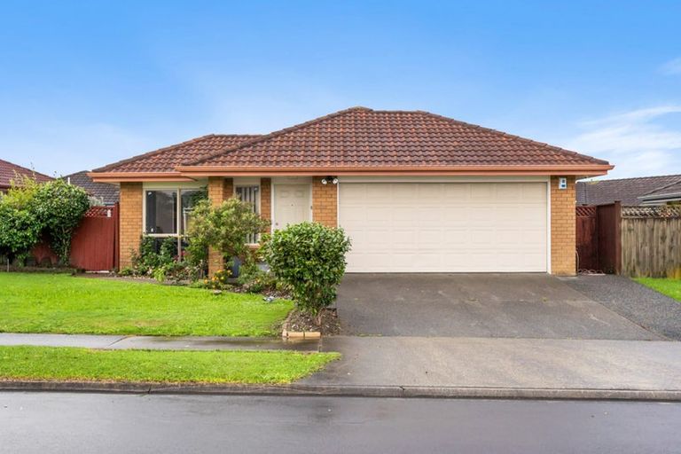 Photo of property in 21 Stellata Court, Randwick Park, Auckland, 2105