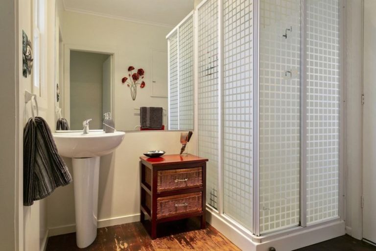 Photo of property in 205 Maunga Road, Pukeatua, 3880