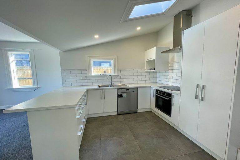 Photo of property in 40 Hargest Crescent, Sydenham, Christchurch, 8023