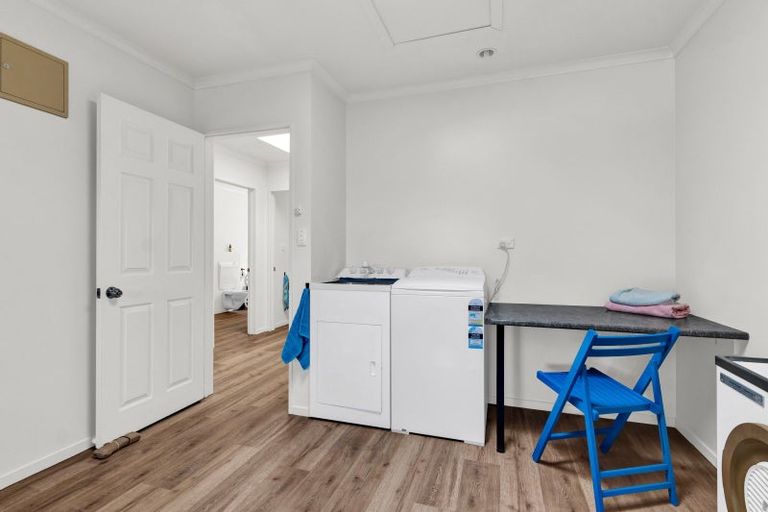 Photo of property in 15a Bulteel Street, New Plymouth, 4310