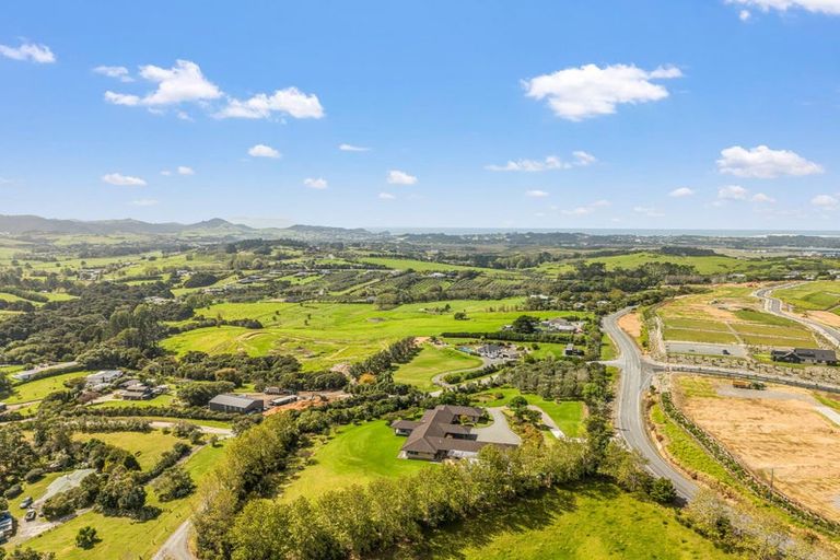 Photo of property in 2342 Cove Road, Mangawhai, 0573