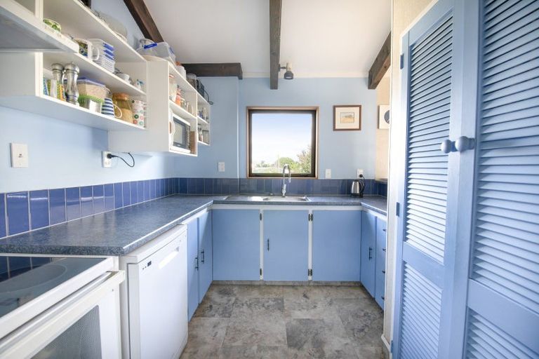 Photo of property in 2/150 Charles Street, Westshore, Napier, 4110