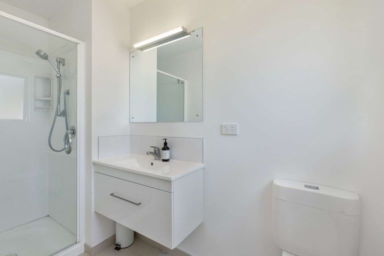 Photo of property in 21 Carento Way, Stanmore Bay, Whangaparaoa, 0932