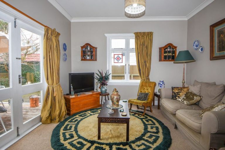 Photo of property in 214 High Street South, Carterton, 5713