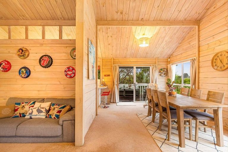 Photo of property in 12 Princess Maria Place, Massey, Auckland, 0614